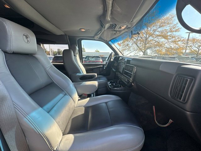 Used 2014 GMC Savana 2500 Extended RWD image 13