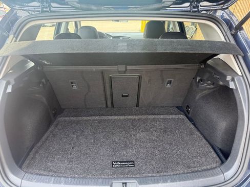 Used 2017 Volkswagen Golf SE w/ Driver Assistance Package FWD image 18