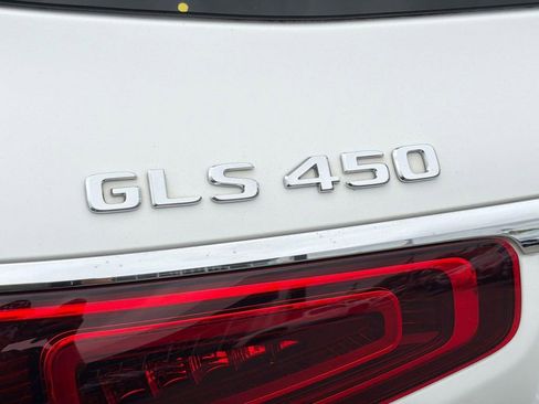 Used 2022 Mercedes-Benz GLS 450 4MATIC image 30