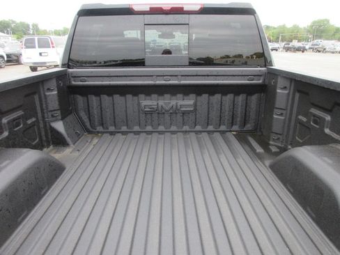 New 2026 GMC Sierra 1500 Denali AWD/4WD image 9