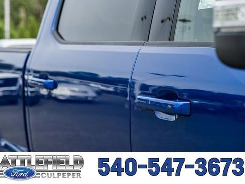 New 2026 Ford F250 Lariat w/ Black Appearance Package image 15