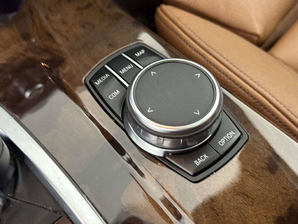Used 2017 BMW X3 xDrive28i AWD/4WD image 30