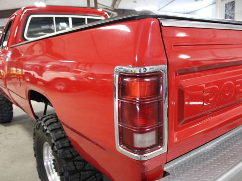 Used 1993 Dodge D/W Truck 250 image 12