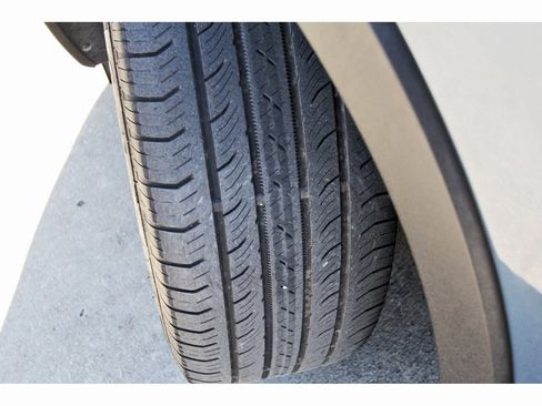 Used 2024 Cadillac XT4 Luxury w/ Cold Weather Package image 28