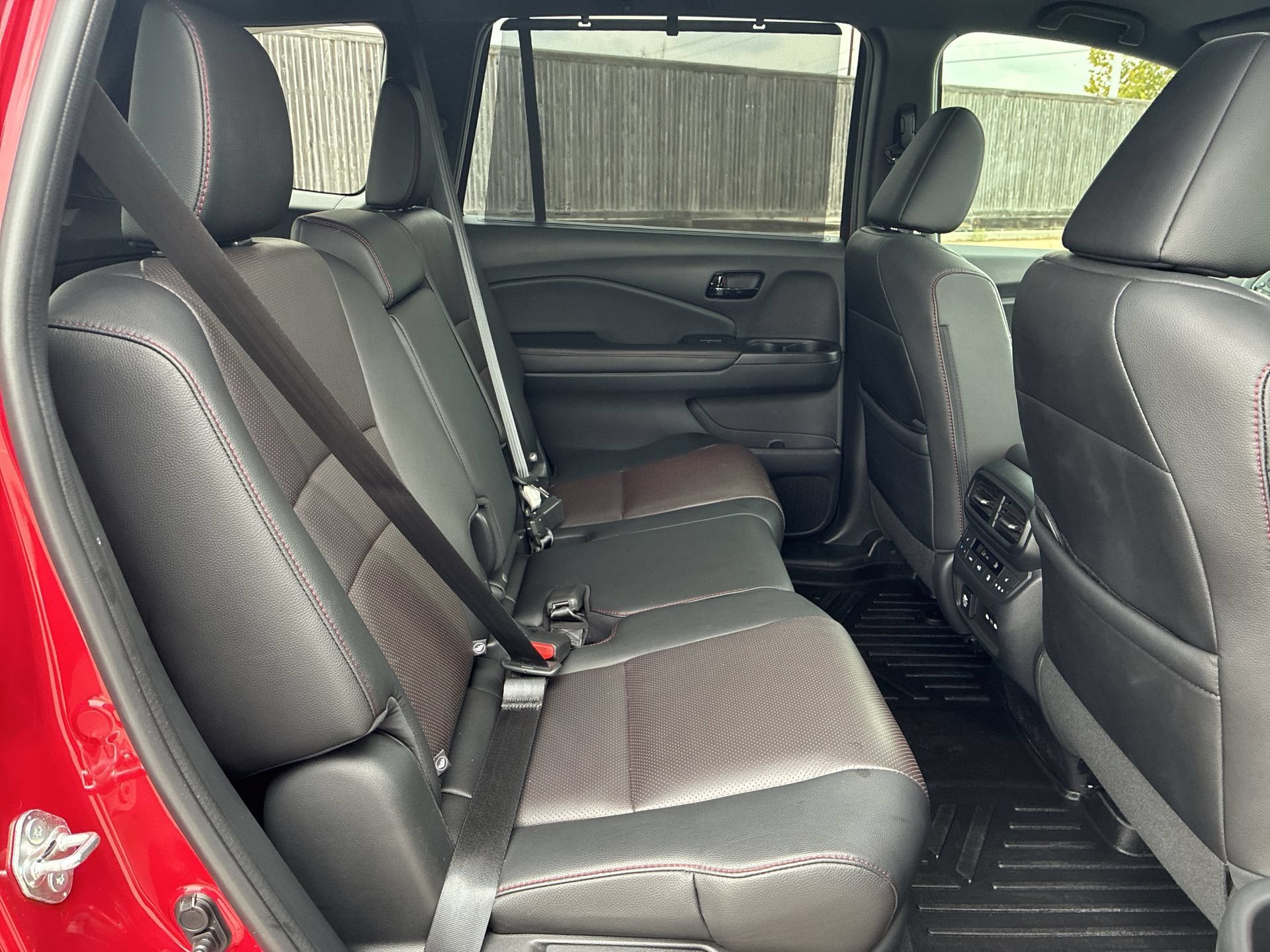 Certified 2024 Honda Passport Black Edition image 22
