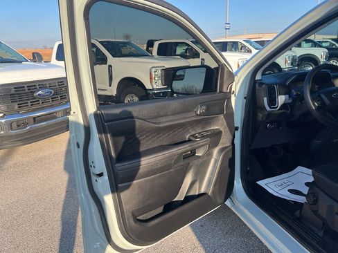 Certified 2024 Ford Ranger XL image 16