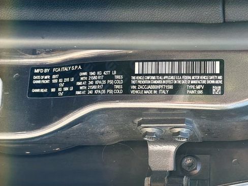Used 2017 Jeep Renegade Latitude w/ Popular Equipment Group FWD image 40
