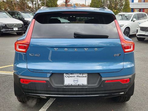 Certified 2023 Volvo XC40 B5 Plus w/ Driver Assist Package image 5