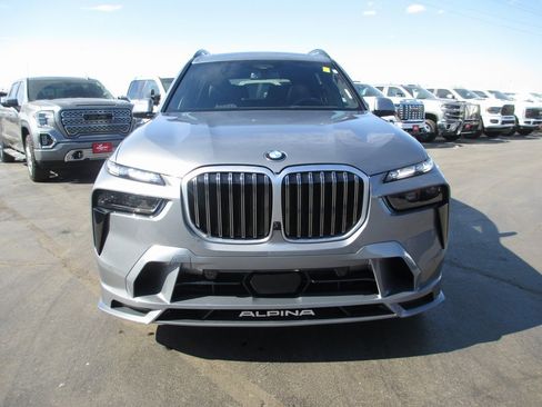 Used 2026 BMW ALPINA XB7 image 11
