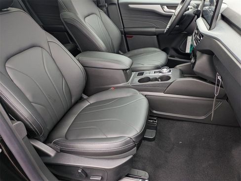 New 2025 Ford Escape Platinum w/ Premium Technology Package image 21