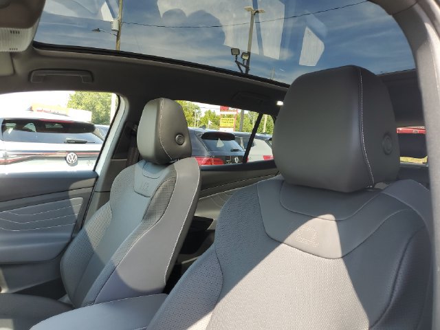 Certified 2025 Volkswagen ID.4 Pro S RWD image 22