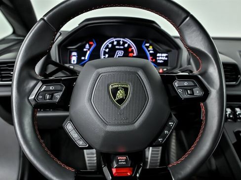 Used 2020 Lamborghini Huracan EVO AWD/4WD image 22