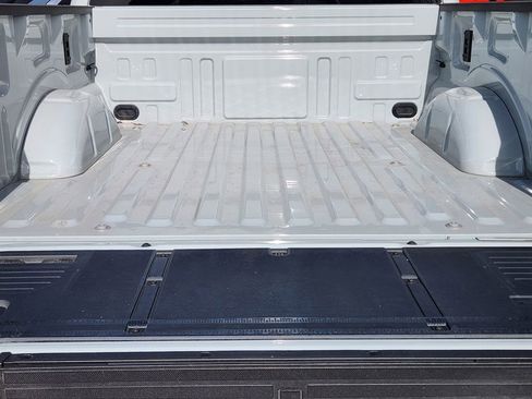 Used 2024 Ford F150 Lightning Flash image 17