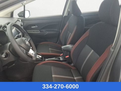 New 2025 Nissan Versa SR w/ Trunk Package image 12