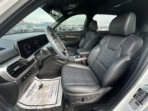 Used 2025 Kia Telluride EX X-Line image 11