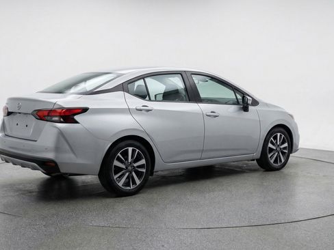 Used 2025 Nissan Versa SV FWD image 9