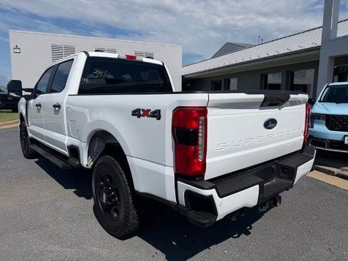 Certified 2023 Ford F250 XL w/ STX Appearance Package AWD/4WD image 3