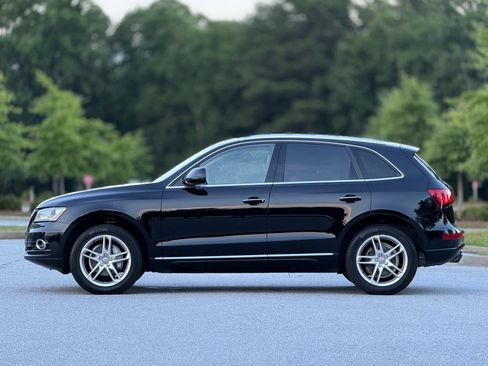 Used 2016 Audi Q5 2.0T Premium Plus w/ Technology Package AWD/4WD image 9