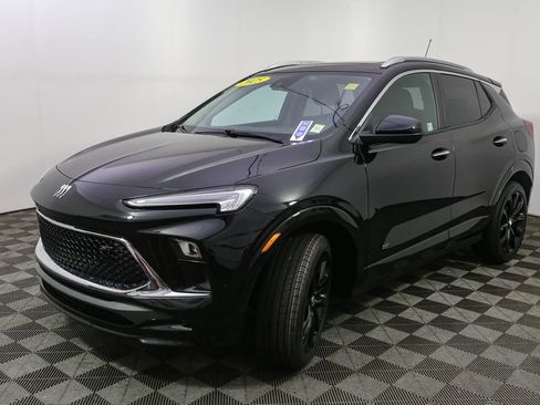 Used 2025 Buick Encore GX Sport Touring w/ Experience Buick Package AWD/4WD image 5