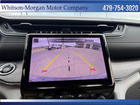 Used 2023 Jeep Grand Cherokee Overland w/ Luxury Tech Group IV AWD/4WD image 32