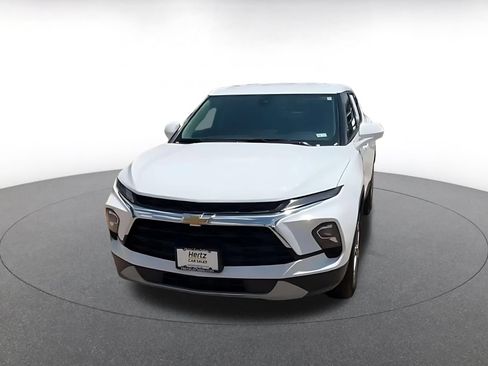 Used 2025 Chevrolet Blazer LT FWD image 7