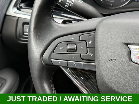 Used 2023 Cadillac XT6 Premium Luxury w/ Technology Package AWD/4WD image 21