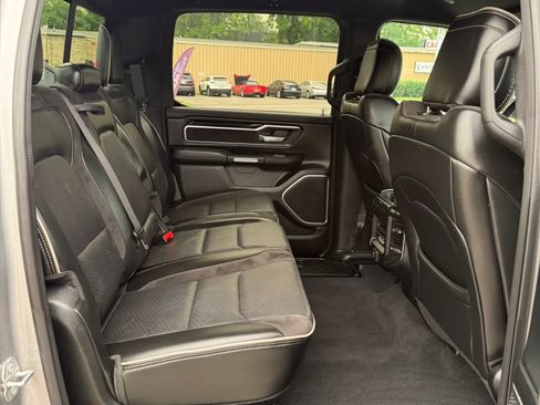 Used 2019 RAM 1500 Laramie w/ Sport Appearance Package AWD/4WD image 18