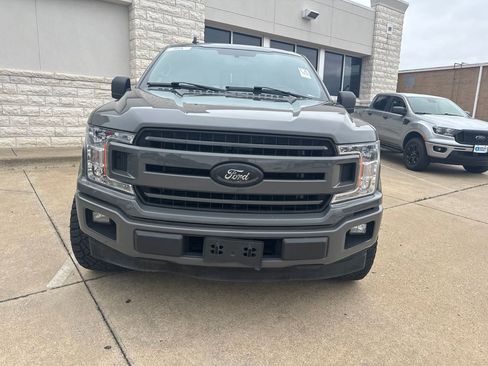 Used 2018 Ford F150 XLT w/ Equipment Group 302A Luxury RWD image 2