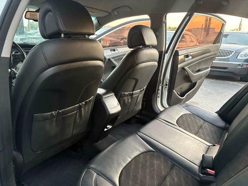 Used 2015 Hyundai Sonata Sport w/ Option Group 03 image 17