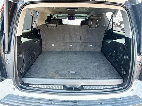 Used 2020 Cadillac Escalade ESV Luxury image 30