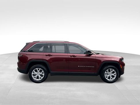Used 2022 Jeep Grand Cherokee Limited image 6