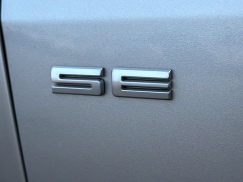 Used 2022 Ford Escape SE FWD image 35