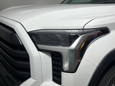 Used 2024 Toyota Tundra SR5 w/ SR5 Premium Package image 11