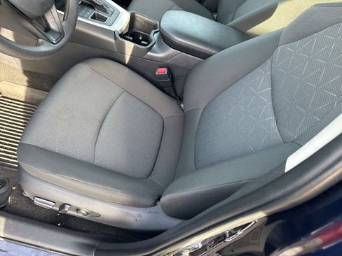 Used 2024 Toyota RAV4 XLE image 9