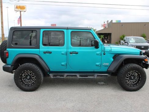 Used 2020 Jeep Wrangler Unlimited Sport S AWD/4WD image 4
