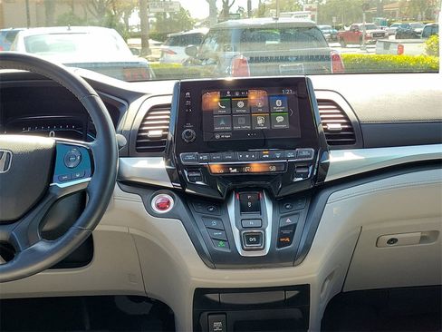 Used 2020 Honda Odyssey EX-L image 16