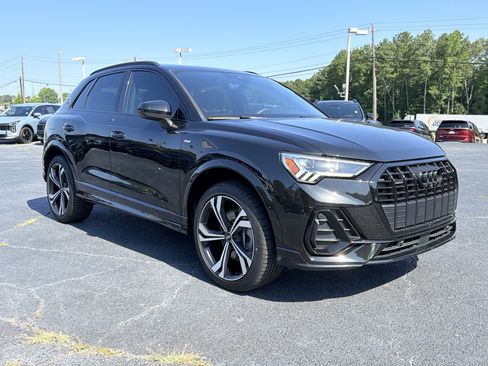 Used 2023 Audi Q3 2.0T Premium Plus AWD/4WD image 8