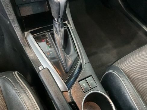 Used 2014 Toyota Corolla S image 12