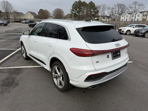 Used 2025 Audi Q5 Premium Plus w/ Premium Plus image 6