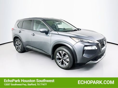 Used 2023 Nissan Rogue SV image 1