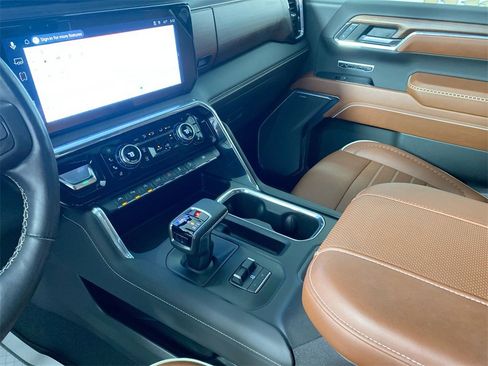 Used 2024 GMC Sierra 1500 Denali Ultimate image 21