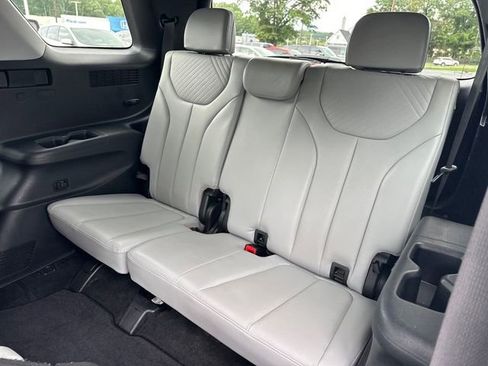 Used 2023 Hyundai Palisade SEL image 14
