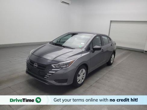Used 2025 Nissan Versa S w/ Trunk Package FWD image 1