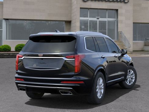 New 2025 Cadillac XT6 Luxury image 4