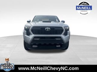 Used 2025 Toyota Tacoma TRD Sport AWD/4WD video 2