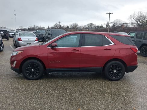 Used 2020 Chevrolet Equinox LT w/ LPO, Floor Liner Package image 11