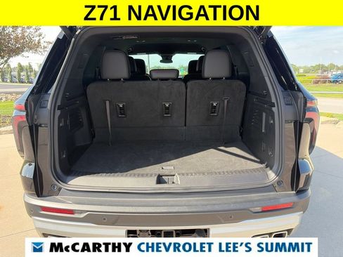 Used 2024 Chevrolet Traverse Z71 AWD/4WD image 56