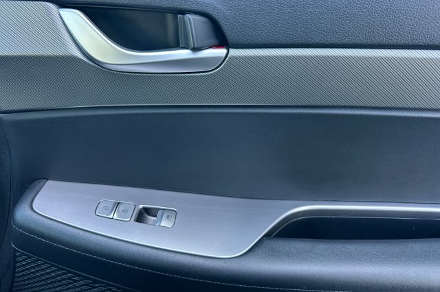 Used 2024 Hyundai Palisade SEL FWD image 21