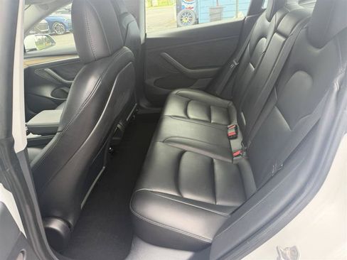 Used 2021 Tesla Model 3 Standard Range Plus RWD image 10