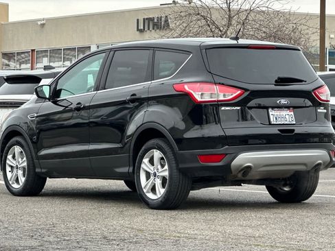 Used 2016 Ford Escape SE image 6